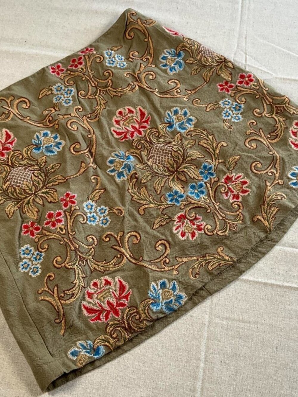 Womens Umgee USA Olive Floral Embroidered Boho Linen Blend Mini Skirt (Medium)